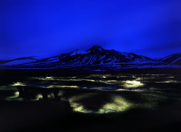 Ella Morton, Spákonufell (Night)